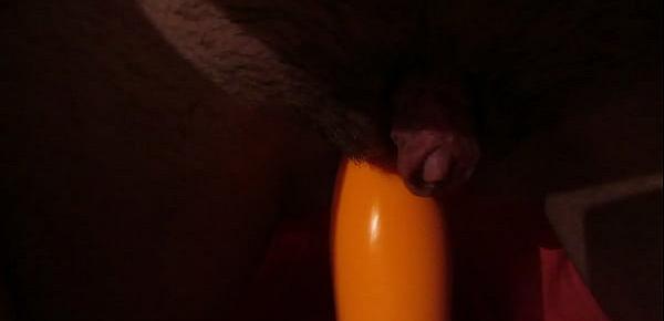  I love my orange vibrator!